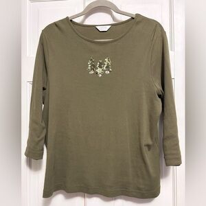 CJ Banks Christmas Holiday Sequin t-shirt Spruce Trees green 100% Cotton